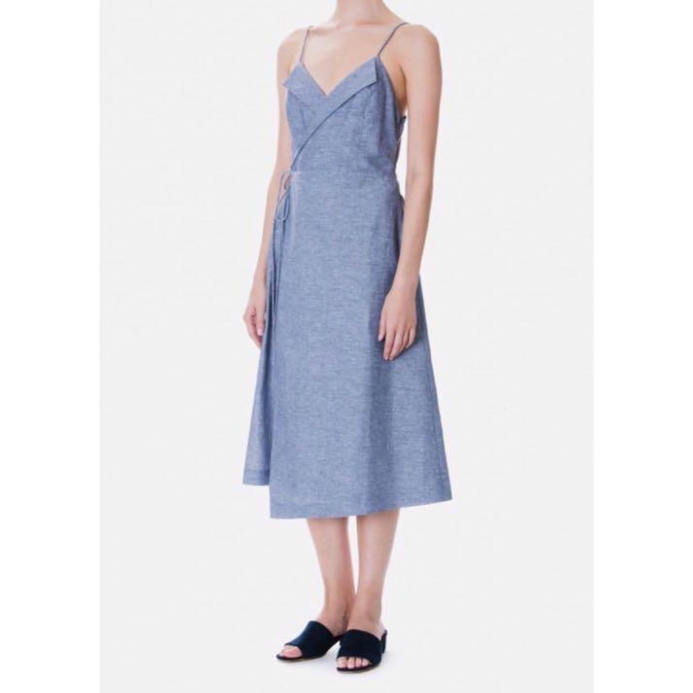 Beyond the Vines Sleeveless Chambray wrap dress 2